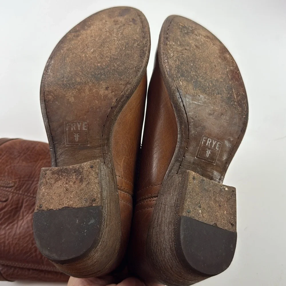 Perfect Frye Carson Pull-On Tall Leather Boots - Picture 8 of 8